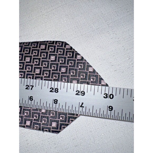Vittorio Cotta Made in Italy Black Pink Geometric Silk Necktie - Picture 3 of 4